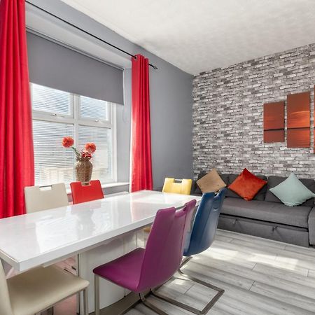 Newcastle City Centre Super Spacious Town House Free Parking And Wi-Fi Luaran gambar