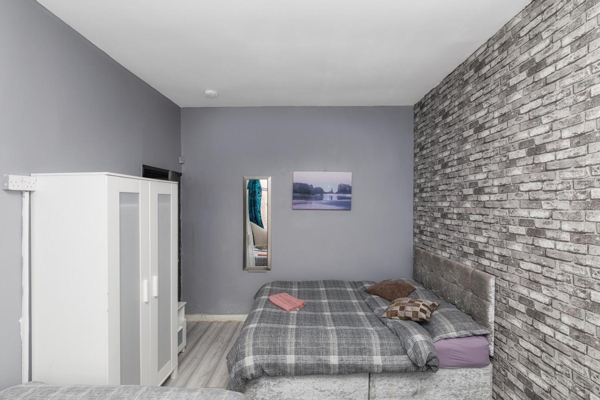 Newcastle City Centre Super Spacious Town House Free Parking And Wi-Fi Luaran gambar