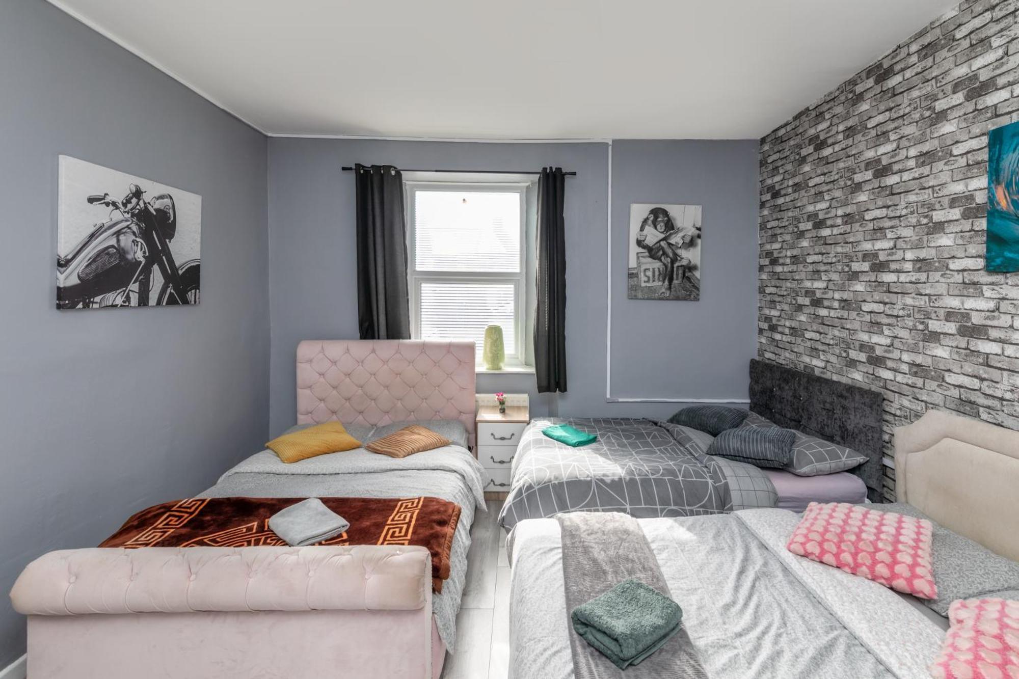 Newcastle City Centre Super Spacious Town House Free Parking And Wi-Fi Luaran gambar