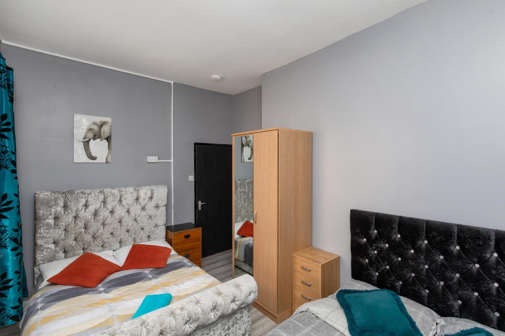 Newcastle City Centre Super Spacious Town House Free Parking And Wi-Fi Luaran gambar